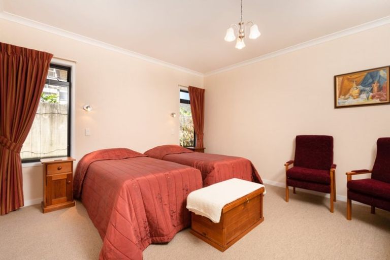 Photo of property in 10 Fairway Avenue, Mount Maunganui, 3116