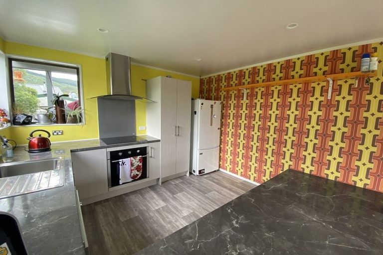 Photo of property in 74f1- Gillespies Road, Birchville, Upper Hutt, 5018