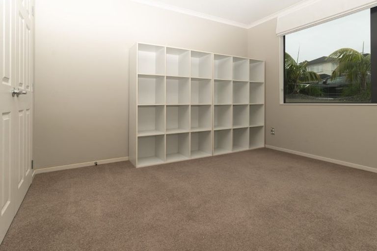 Photo of property in 74 Oakway Drive, Schnapper Rock, Auckland, 0632