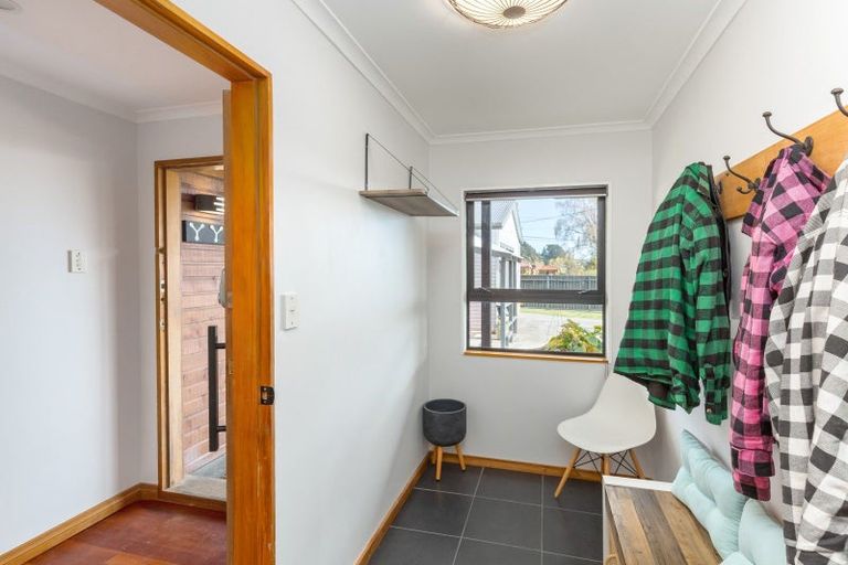 Photo of property in 55 Moeraki Road, Maoribank, Upper Hutt, 5018