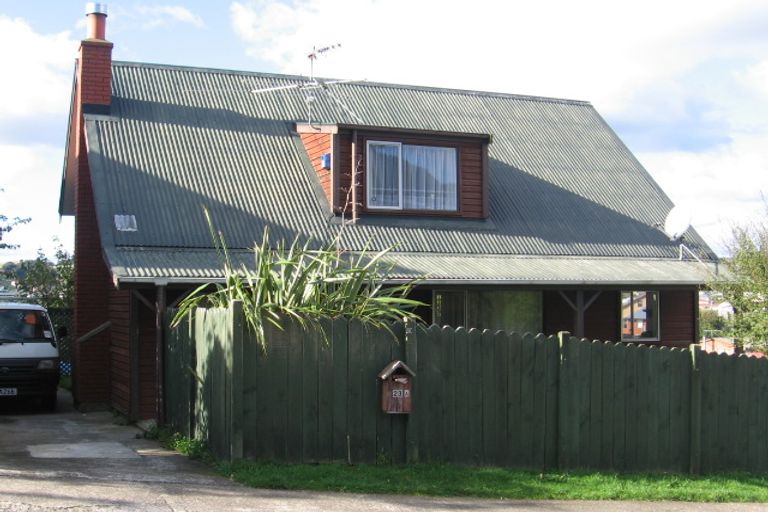 Photo of property in 23b Chorley Grove, Churton Park, Wellington, 6037