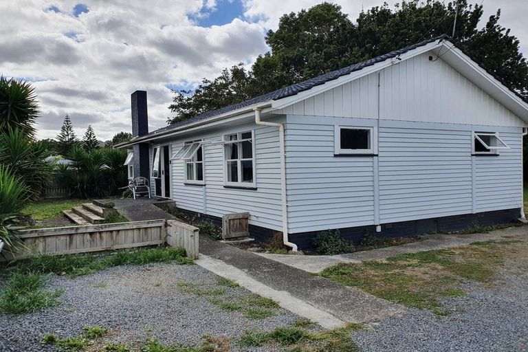 Photo of property in 15 Kerry Place, Papakura, 2110