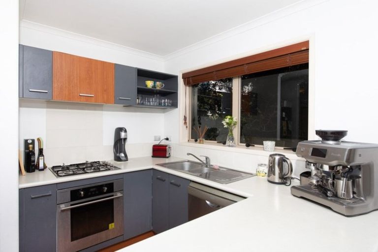 Photo of property in 39 Millennial Way, Orewa, 0931