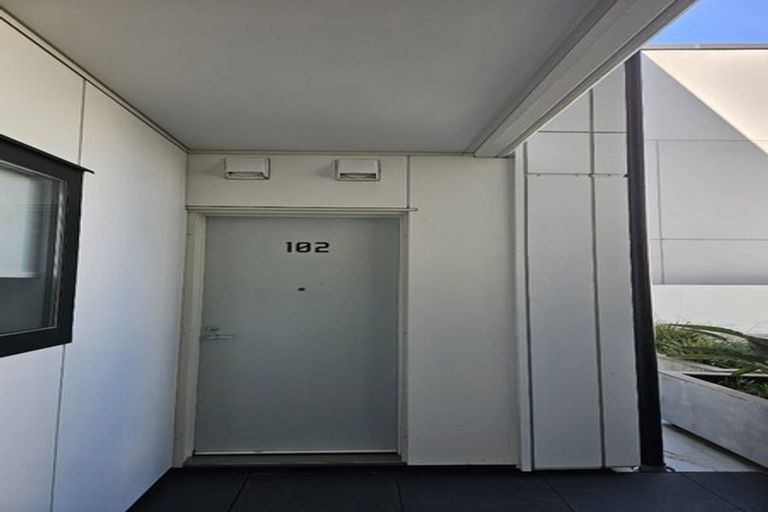 Photo of property in 102/19 Rawene Road, Birkenhead, Auckland, 0626