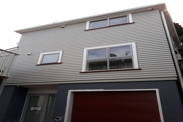 Photo of property in 88c Overtoun Terrace, Hataitai, Wellington, 6021