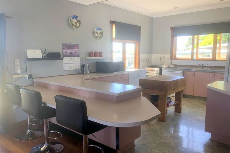 Photo of property in 1 Tavistock Place, Waipukurau, 4200