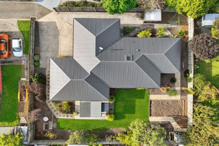 Photo of property in 10 Saint James Avenue, Richmond, 7020