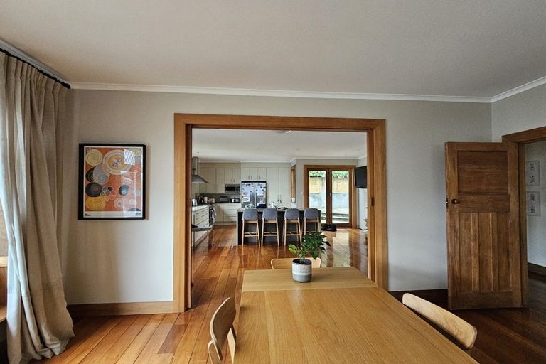 Photo of property in 1 Espin Crescent, Karori, Wellington, 6012