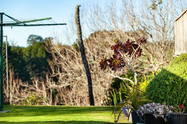 Photo of property in 509 Mangorei Road, Highlands Park, New Plymouth, 4312