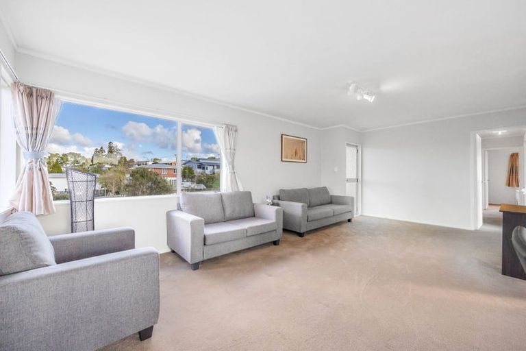 Photo of property in 3/12 Aldern Road, Massey, Auckland, 0614