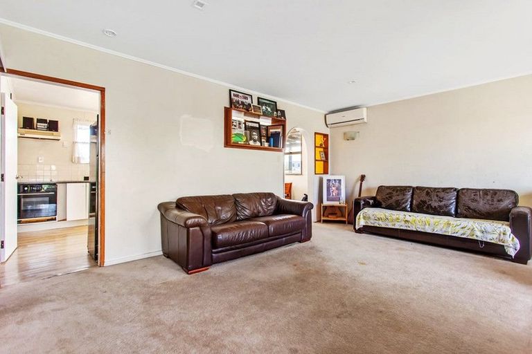 Photo of property in 8 Lympne Lane, Mangere, Auckland, 2022