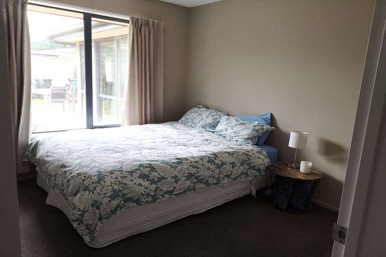 Photo of property in 33 Robinia Place, Wigram, Christchurch, 8042