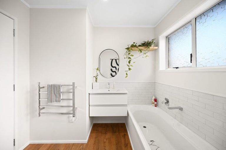 Photo of property in 9 Newcastle Road, Dinsdale, Hamilton, 3204