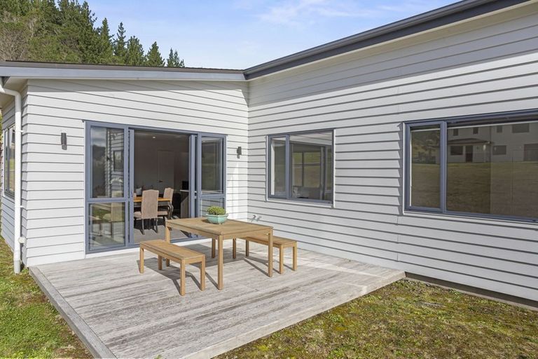 Photo of property in 76 Pinehurst Drive, Pauanui, Hikuai, 3579