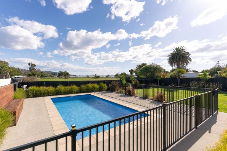 Photo of property in 178a Rocking Horse Road, Southshore, Christchurch, 8062
