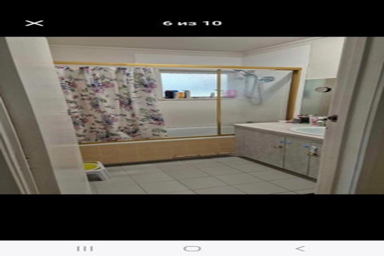 Photo of property in 6 Totara Grove, Hillcrest, Auckland, 0627