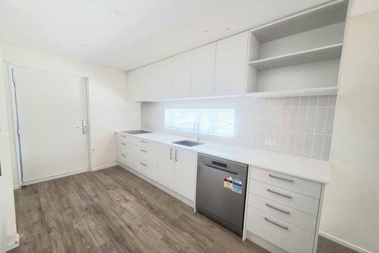 Photo of property in 2/41 Averill Street, Richmond, Christchurch, 8013