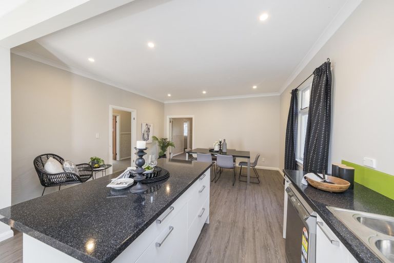 Photo of property in 849 Main Street, Roslyn, Palmerston North, 4414