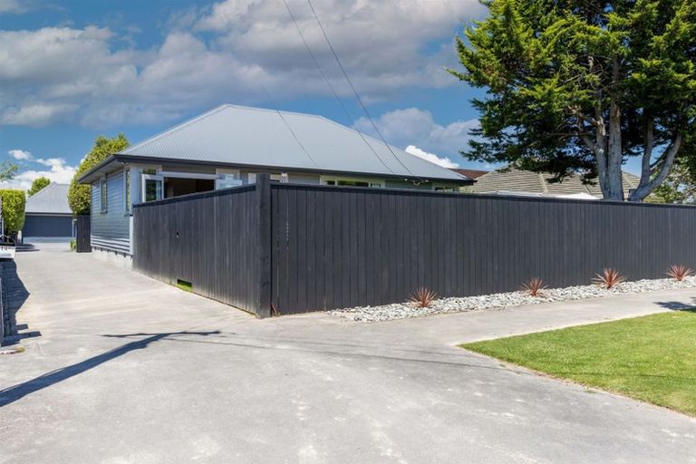 Photo of property in 214 Knowles Street, St Albans, Christchurch, 8052