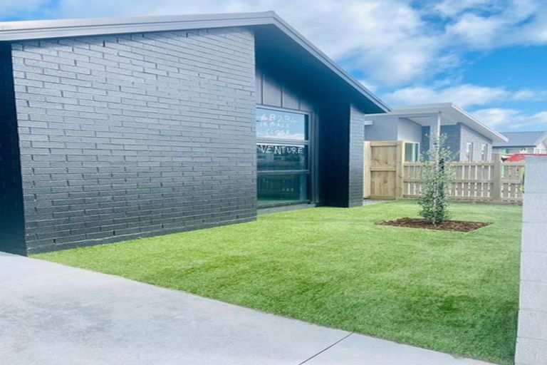 Photo of property in 18 Bale Close, Papamoa, 3118