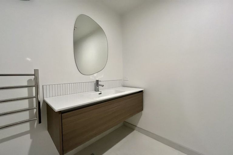 Photo of property in 2/113 Poulson Street, Addington, Christchurch, 8024