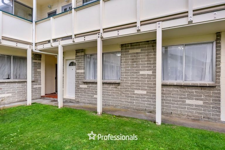 Photo of property in 3/19 Pirie Crescent, Moera, Lower Hutt, 5010