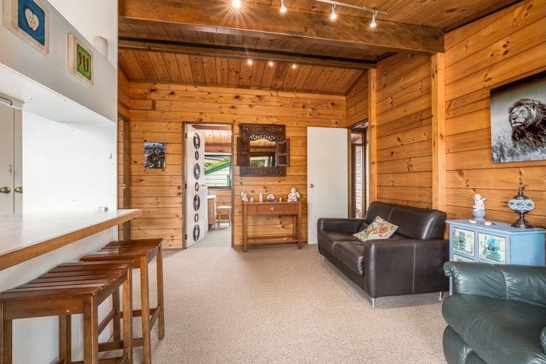 Photo of property in 15 James Cook Drive, Whitby, Porirua, 5024