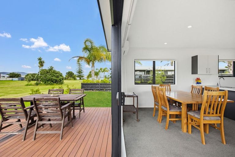 Photo of property in 101 Kelly Jade Avenue, Matarangi, Whitianga, 3592