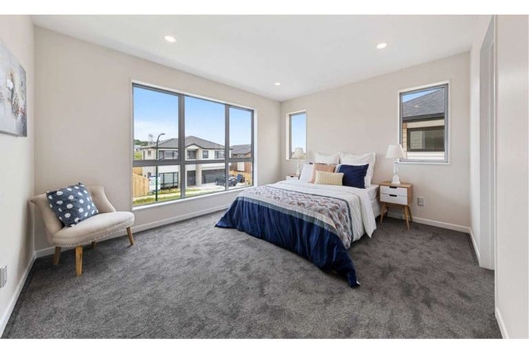 Photo of property in 29 Carrickdawson Drive, Flat Bush, Auckland, 2019