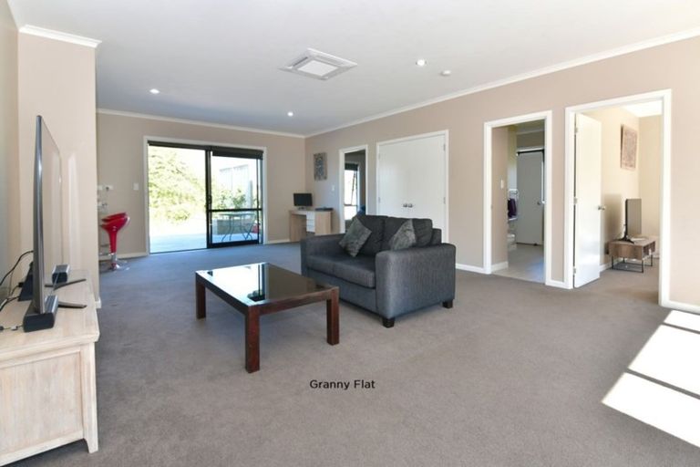 Photo of property in 25 Joblin Road, Wainui, Silverdale, 0994