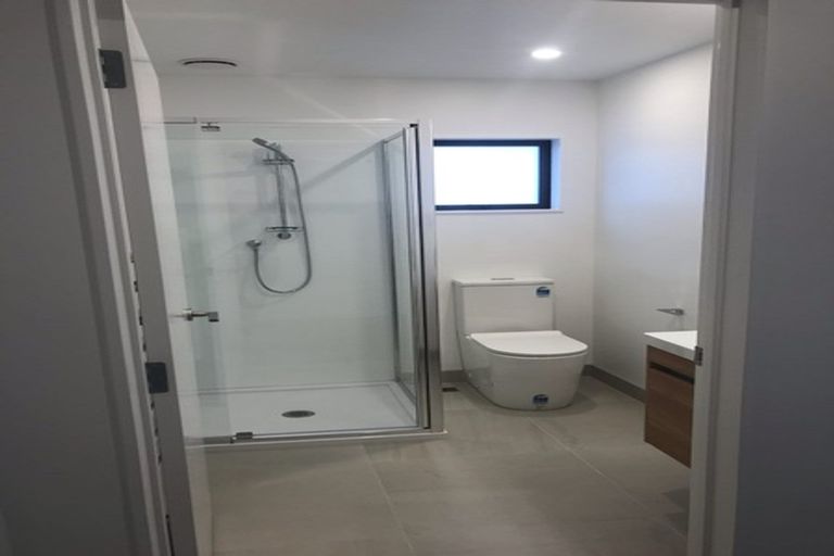 Photo of property in 33 Peihana Road, Hobsonville, Auckland, 0616