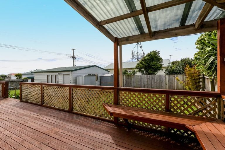 Photo of property in 143 Ngamotu Road, Spotswood, New Plymouth, 4310
