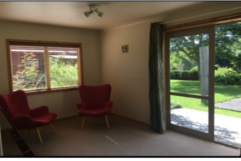 Photo of property in 26r Asher Road, Welcome Bay, Tauranga, 3175