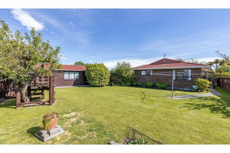 Photo of property in 11 Mansfield Drive, Kaiapoi, 7630