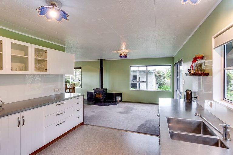 Photo of property in 55 Watchman Road, Westshore, Napier, 4110