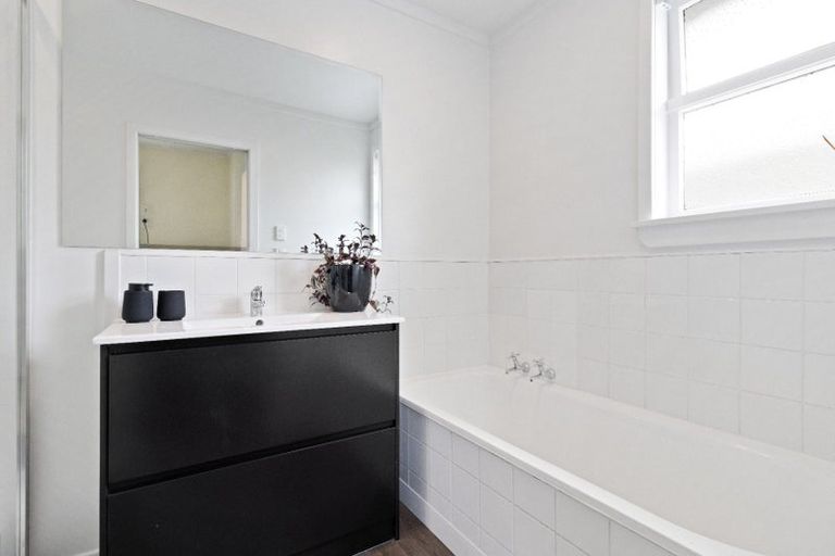 Photo of property in 18 Richan Street, Glenview, Hamilton, 3206