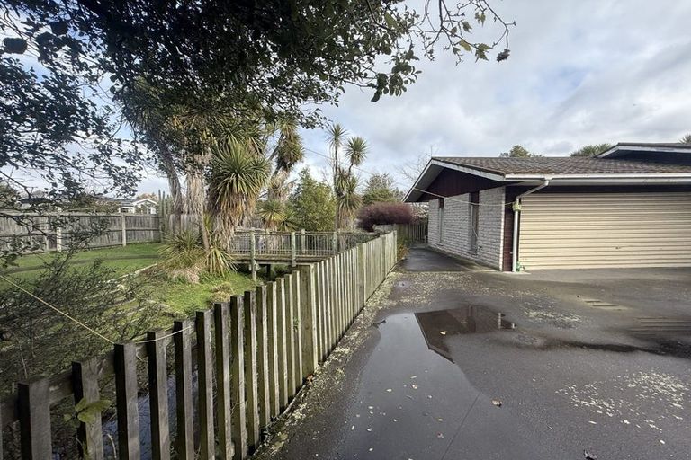 Photo of property in 8 Ketton Place, St Albans, Christchurch, 8052