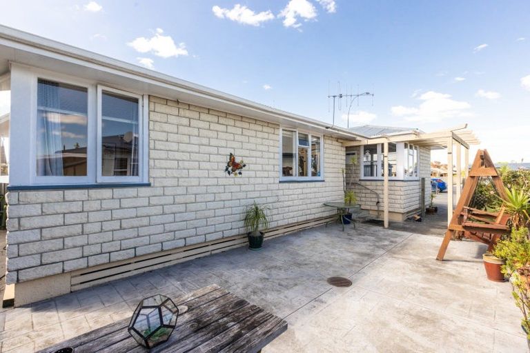 Photo of property in 147 Gloucester Street, Taradale, Napier, 4112
