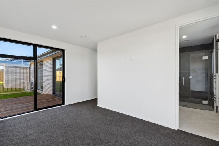 Photo of property in 8 Ivan Mauger Place, Rolleston, 7615