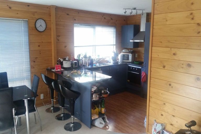 Photo of property in 26 Claverdon Drive, Massey, Auckland, 0614