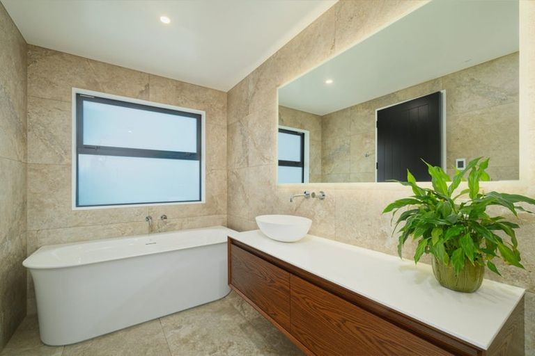 Photo of property in 23 Te Ao Wharepapa Lane, Peketa, 7373