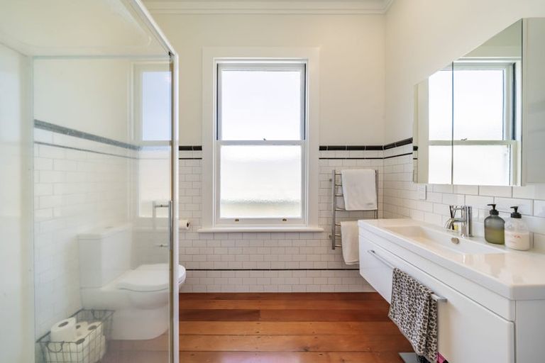 Photo of property in 40 Mckinley Crescent, Brooklyn, Wellington, 6021