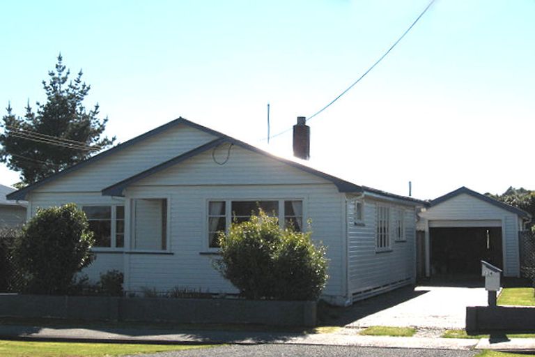Photo of property in 224 Hampden Street, Hokitika, 7810