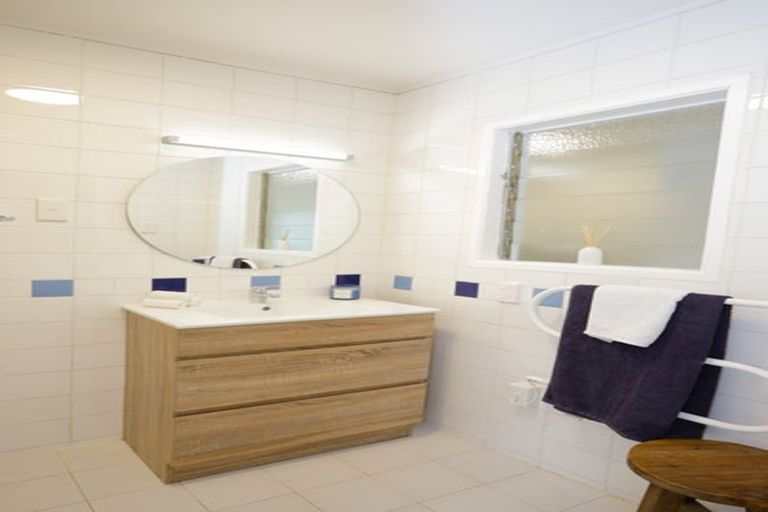 Photo of property in 33 Horopito Road, Waikanae, 5036