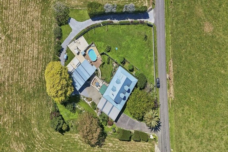 Photo of property in 136 One Spec Road, Takaka, 7183