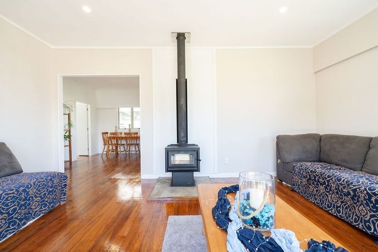 Photo of property in 60 Valley Road, Hikurangi, 0114