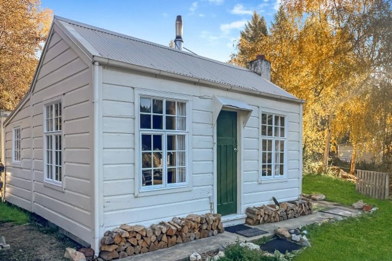 Photo of property in 42 Leven Street, Naseby, 9396