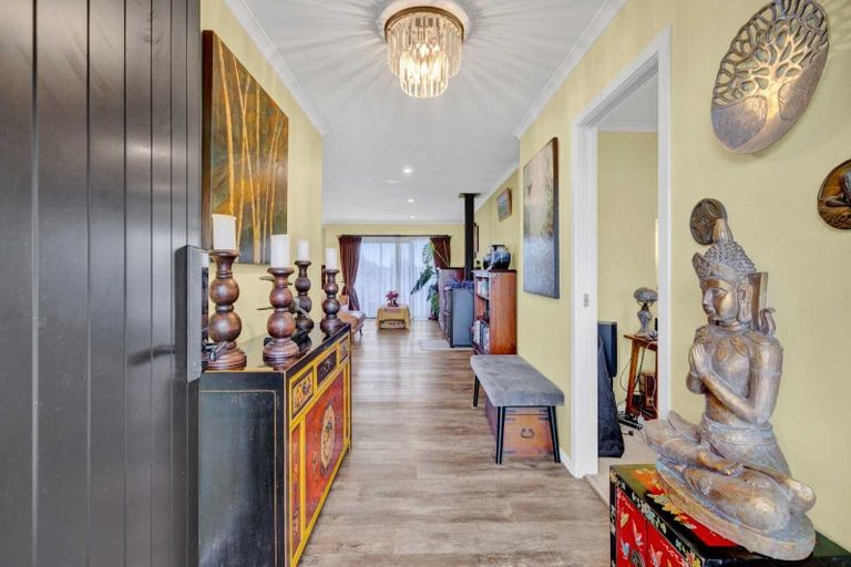 Photo of property in 2 Te Ara Karoiroa Road, 4374