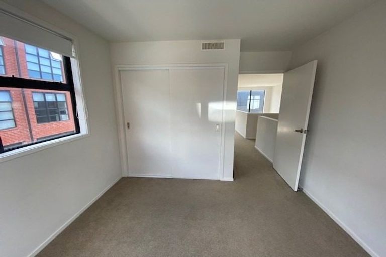 Photo of property in 11/17 Owens Place, Mount Maunganui, 3116