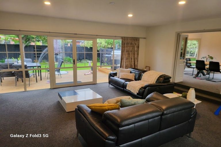 Photo of property in 22 Millcroft Place, Parklands, Christchurch, 8083